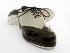 22 Piel gris plateado | C24 Charol Negro