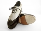 22 Piel gris plateado | C24 Charol Negro, claquetas Capezio