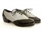 22 Piel gris plateado | C24 Charol Negro tacón forrado